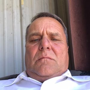 Meet your Posher, Howard